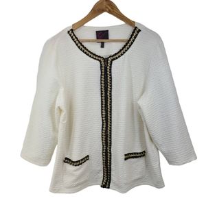 CARSON KRESSLEY Suit Jacket White Zip Front Gold Link Black Crochet Trim | 1X